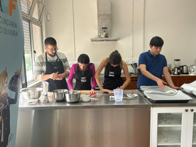 Colocar as mãos na massa